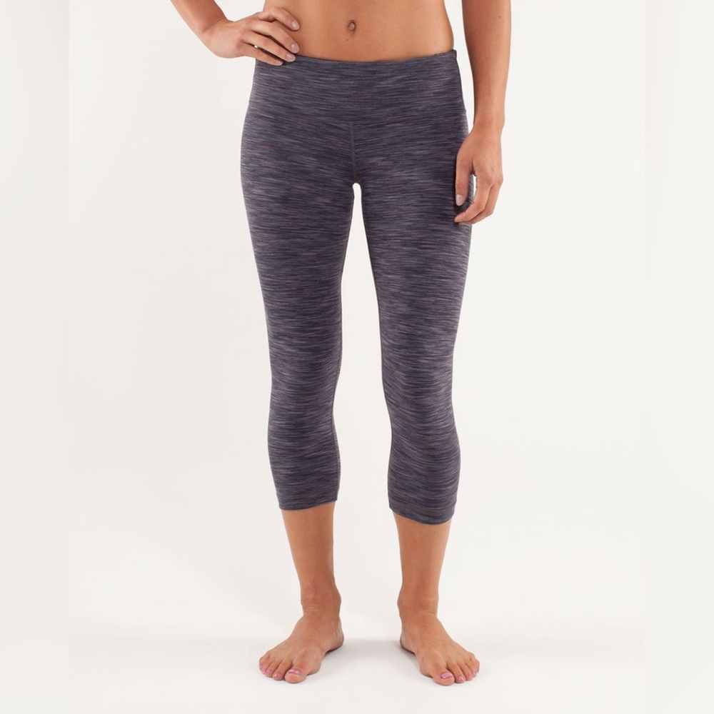 2012 Lululemon Wunder Under Crop Space Dye Black Coal Size 4 High Rise